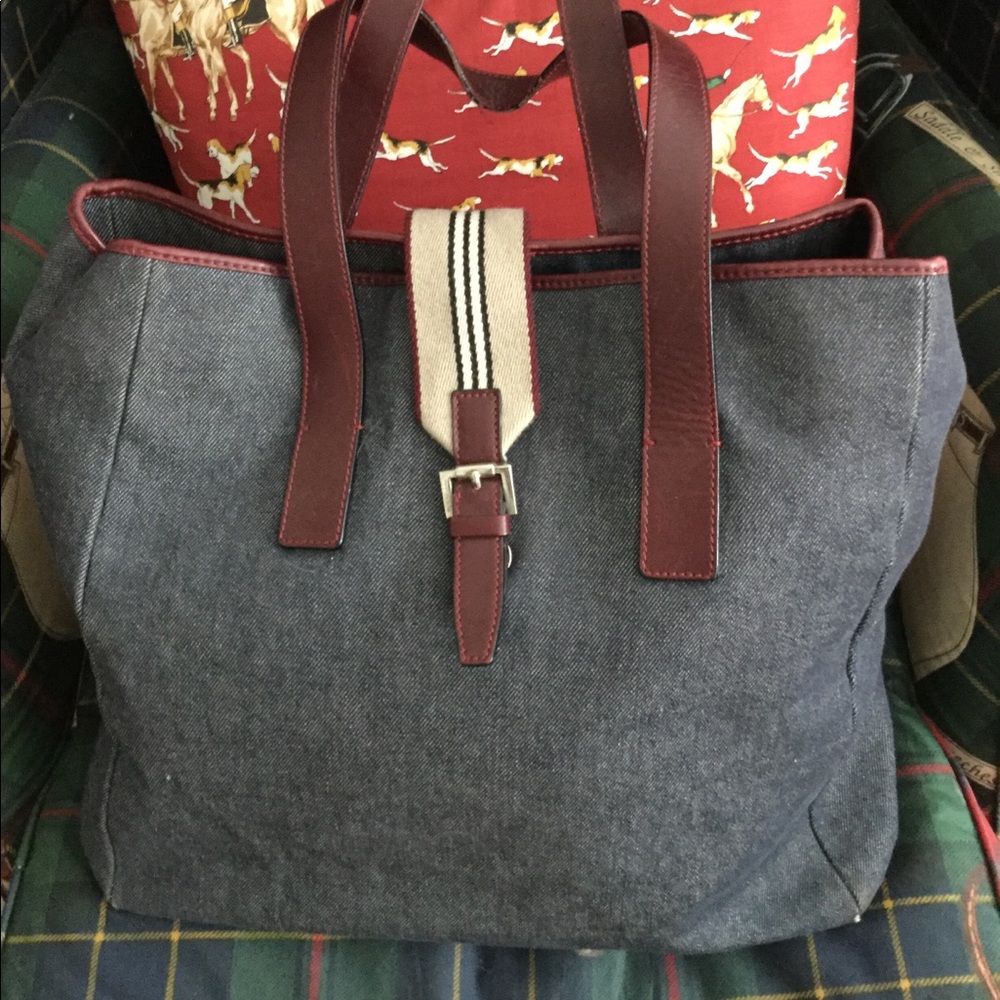 Burberry tote bag